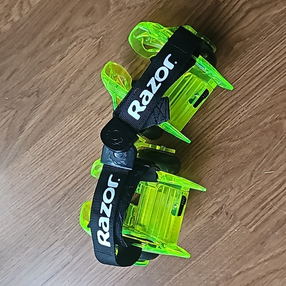 Razor Jetts DLX Heel Wheels Neon Green Roller Skates Ages 8 & Up